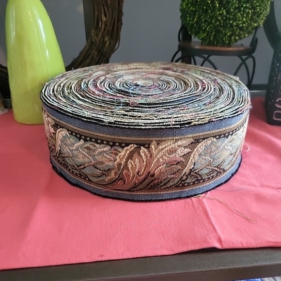 VINTAGE TAPESTRY TRIM BORDER DRAERT UPHOLSTERY TRIM 33 YR - Picture 3 of 15